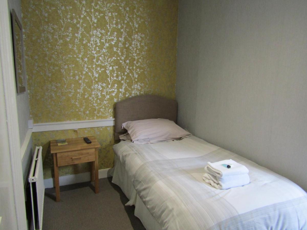 Inverbervie The Crown Hotel מראה חיצוני תמונה